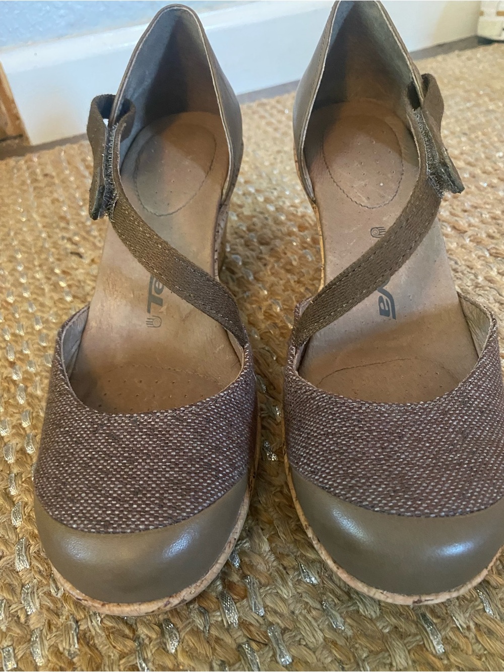 Teva Riviera Cork Wedge Mary Jane Tweed Shoes Brown Size 6 EUC Earthy Comfort